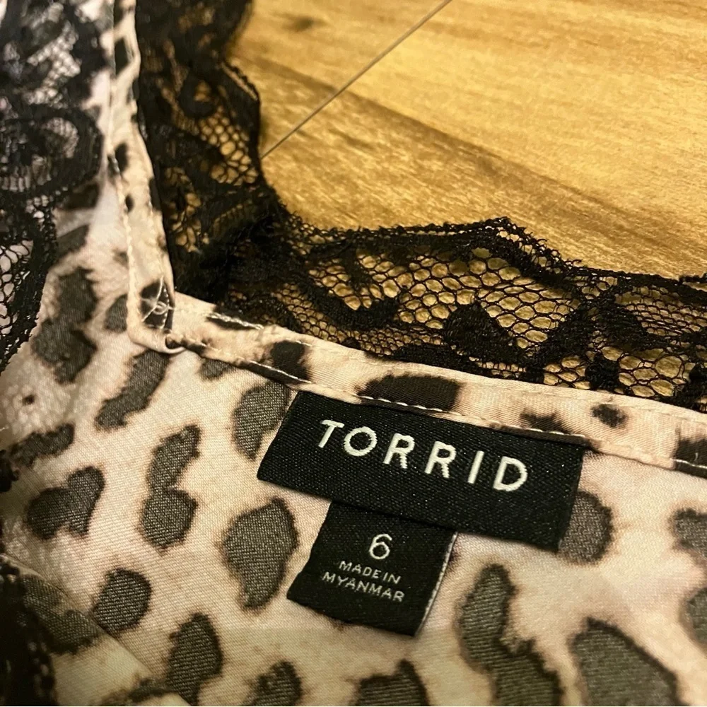 Torrid Leopard Print Lightweight Sleeveless Tank Top Womens Size 6 Polyester - Picture 5 of 10